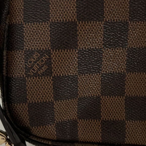 Authentic Louis Vuitton Bag - Picture 2 of 4